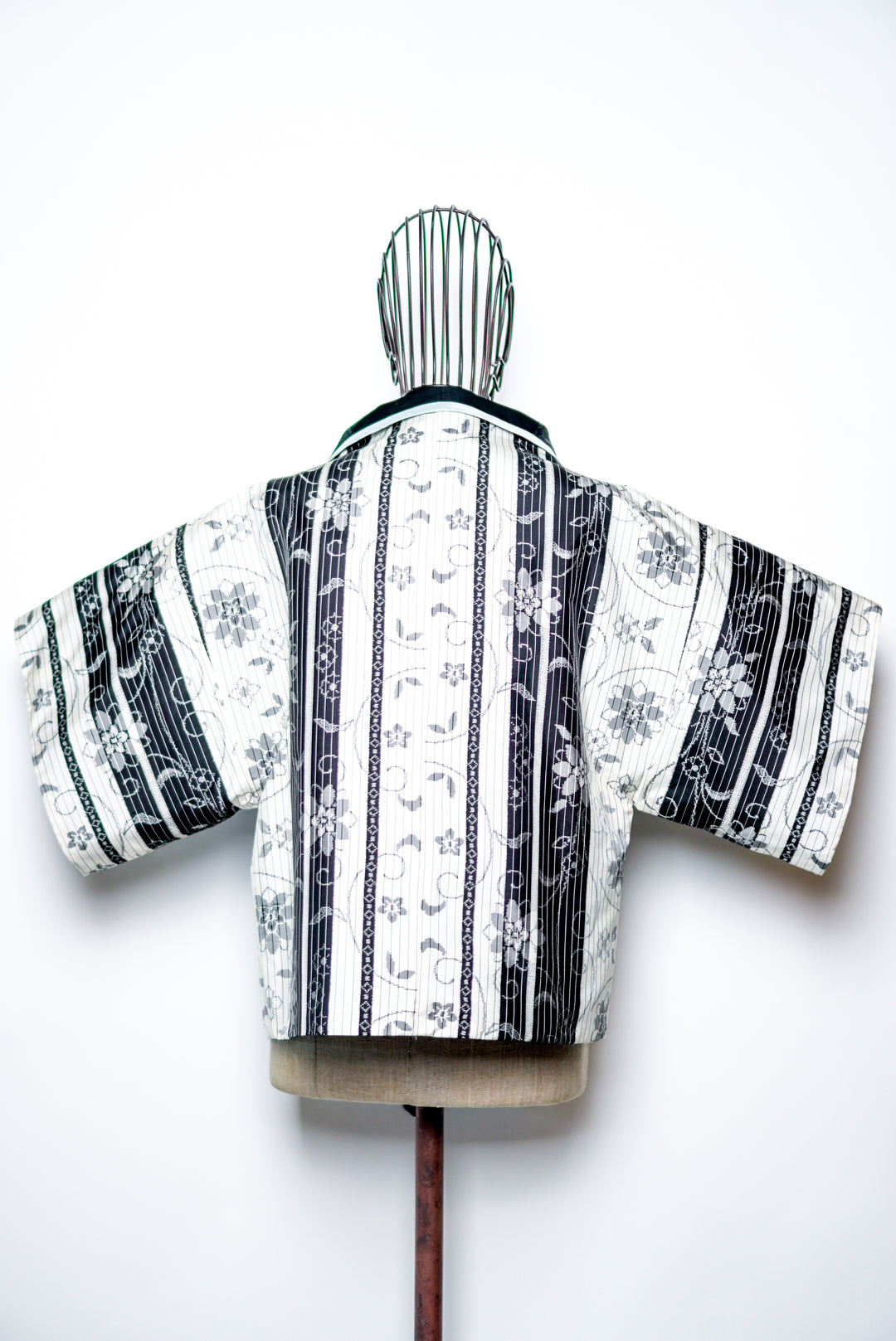 Reversible Short Silk Jacket | Allegra