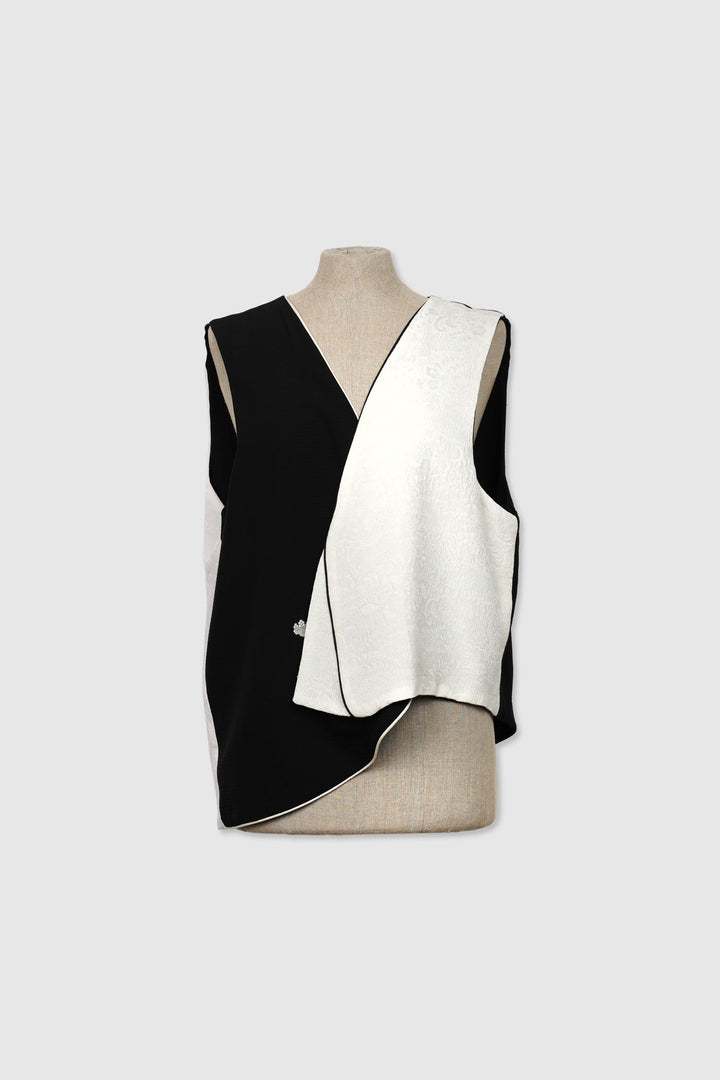 Black & White Reversible Silk Vest | Luna di Notte