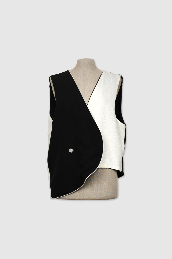 Black & White Reversible Silk Vest | Luna di Notte