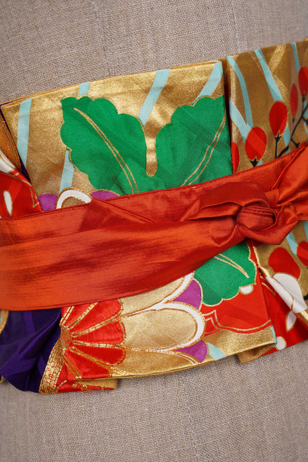 Silk Reversible Pleated Belt | Aurora | Floral Purple