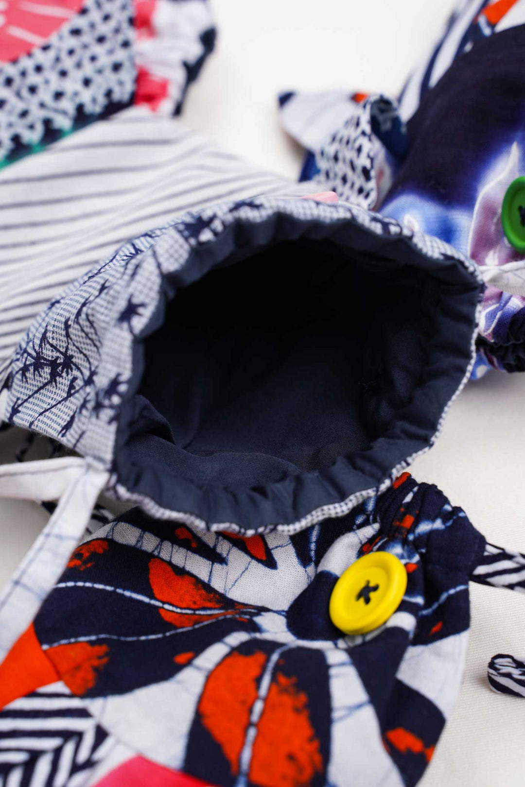Yukata Cotton Drawstring Fish Pouch | Kaizen