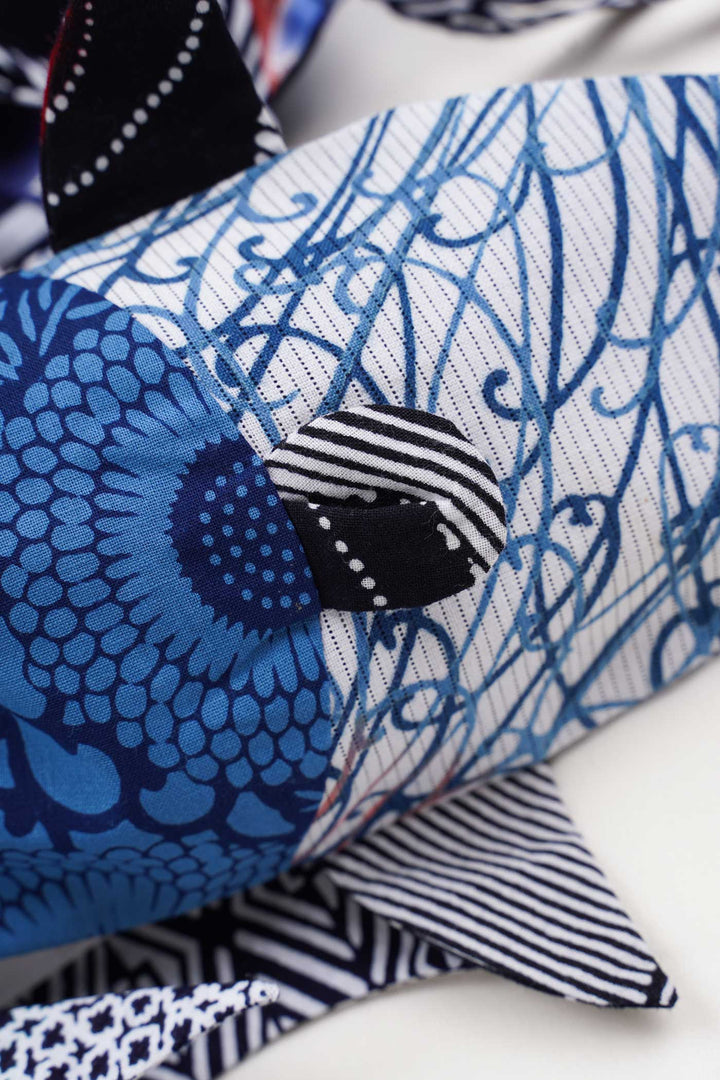 Yukata Cotton Drawstring Fish Pouch | Kaizen