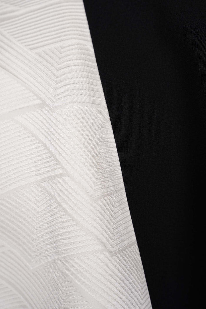Black and White Silk Crop Cape