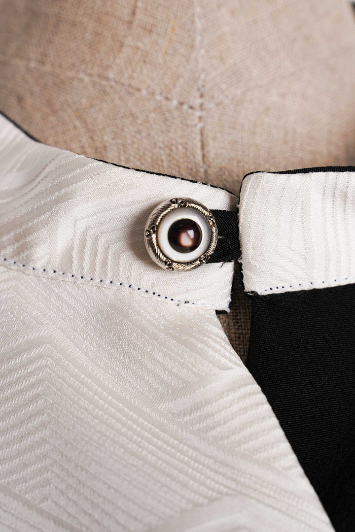 Black and White Silk Crop Cape