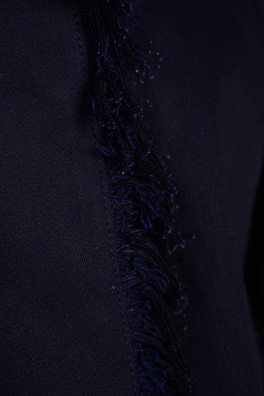 Cotton Fine Jacket with Fray-Details
