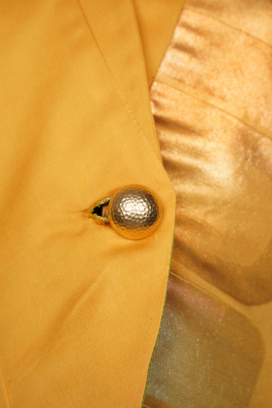 Short Sleeves Hour Glass Shape Silk Brocade Jacket