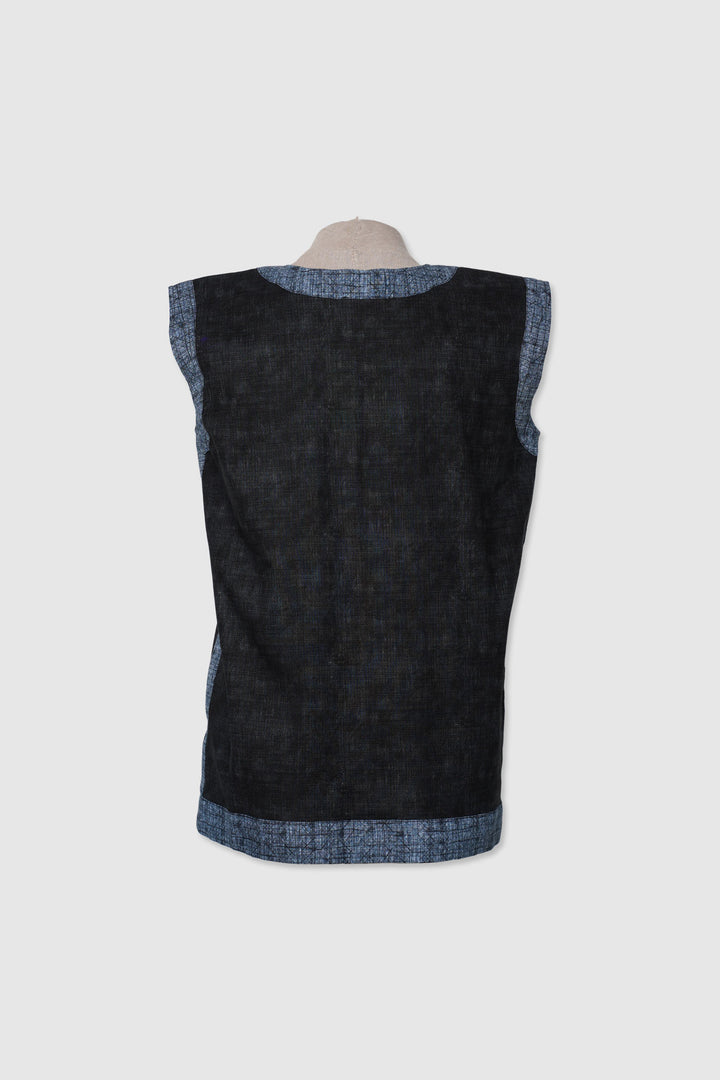 Sleeveless Straight-Cut Cotton Top with Trimmings